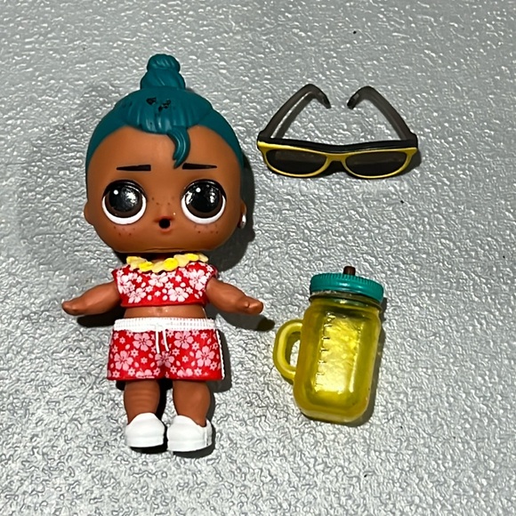 Lol Surprise Boys LUAU - Picture 1 of 2